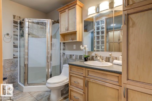 16012 88 Avenue, Edmonton, AB 