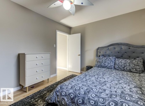 16012 88 Avenue, Edmonton, AB 