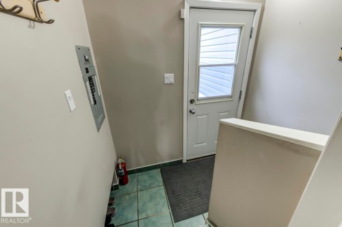 16012 88 Avenue, Edmonton, AB 