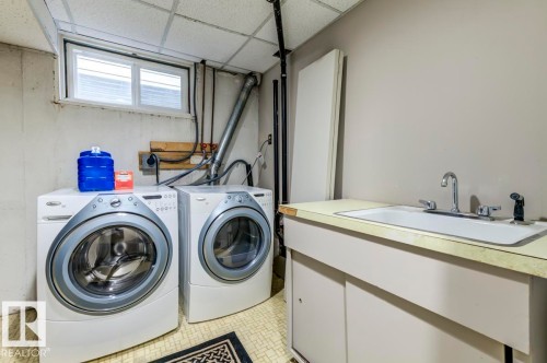 16012 88 Avenue, Edmonton, AB 