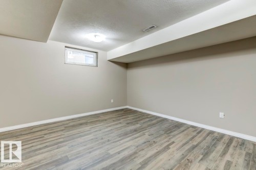 16012 88 Avenue, Edmonton, AB 