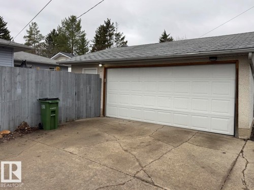 16012 88 Avenue, Edmonton, AB 