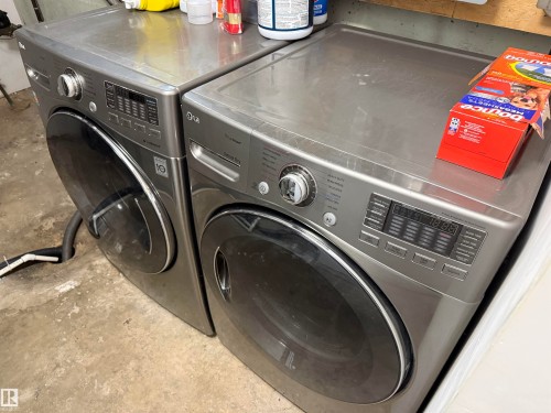 Image quality insufficient for description - 11948 132 Street, Edmonton, AB - Indoor Photo Showing Laundry Room