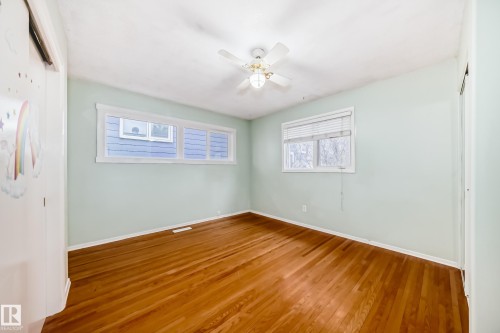 5204 112 Avenue, Edmonton, AB - Indoor Photo Showing Other Room