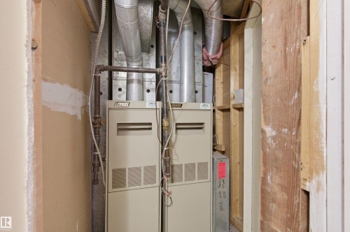 Image quality insufficient for description - 11211 77 Avenue, Edmonton, AB - Indoor Photo Showing Basement