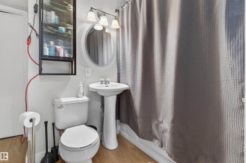 16 Mural Crescent, St. Albert, AB - Indoor Photo Showing Bathroom