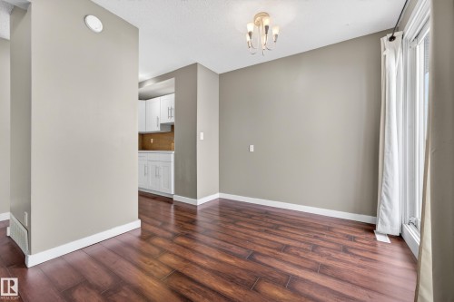 1556 69 Street, Edmonton, AB - Indoor Photo Showing Other Room