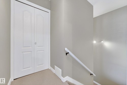 1556 69 Street, Edmonton, AB - Indoor Photo Showing Other Room