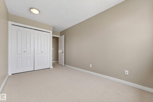 1556 69 Street, Edmonton, AB - Indoor Photo Showing Other Room