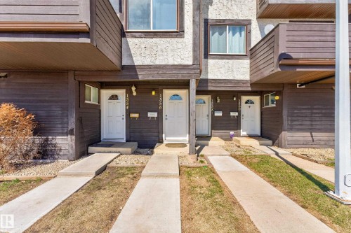 1556 69 Street, Edmonton, AB - Outdoor