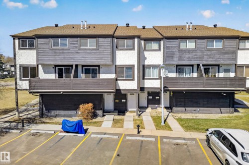 1556 69 Street, Edmonton, AB - Outdoor With Facade