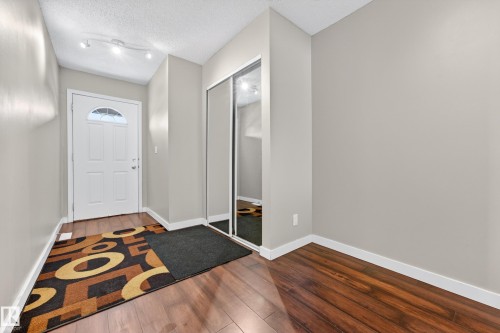 1556 69 Street, Edmonton, AB - Indoor Photo Showing Other Room