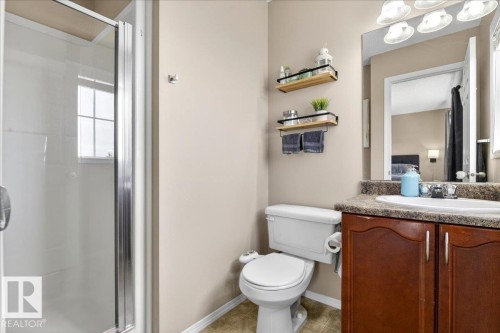7410 14A Avenue, Edmonton, AB - Indoor Photo Showing Bathroom