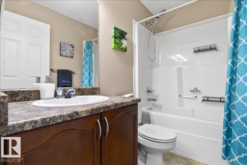 7410 14A Avenue, Edmonton, AB - Indoor Photo Showing Bathroom