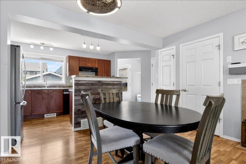 7410 14A Avenue, Edmonton, AB - Indoor Photo Showing Dining Room
