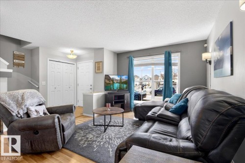 7410 14A Avenue, Edmonton, AB - Indoor Photo Showing Living Room