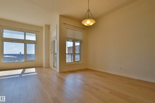 906 9020 Jasper Avenue, Edmonton, AB - Indoor Photo Showing Other Room