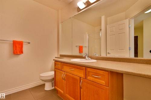 906 9020 Jasper Avenue, Edmonton, AB - Indoor Photo Showing Bathroom