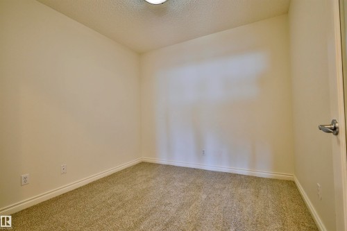 906 9020 Jasper Avenue, Edmonton, AB - Indoor Photo Showing Other Room