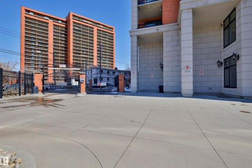 906 9020 Jasper Avenue, Edmonton, AB - Outdoor