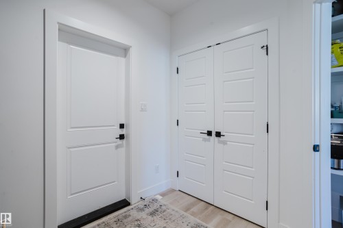 164 Hemingway Crescent, Spruce Grove, AB - Indoor Photo Showing Other Room