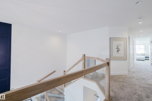 164 Hemingway Crescent, Spruce Grove, AB - Indoor Photo Showing Other Room