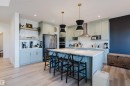 164 Hemingway Crescent, Spruce Grove, AB  - Indoor Photo Showing Kitchen With Upgraded Kitchen 
