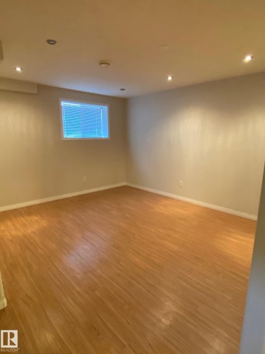 12005 95A Street, Edmonton, AB - Indoor