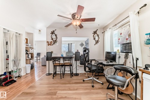 12005 95A Street, Edmonton, AB - Indoor Photo Showing Office