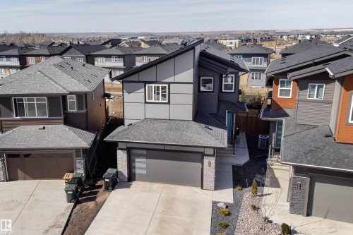 18 KIWYCK Link  Spruce Grove, AB T7X 3G7