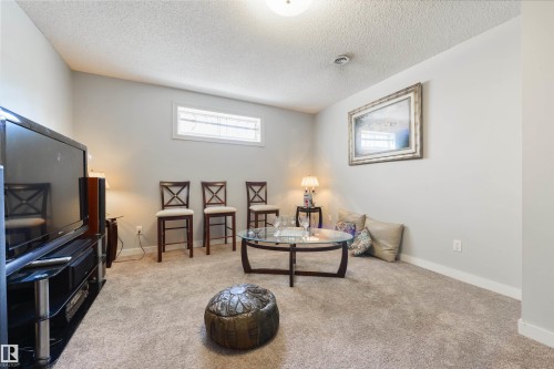 445 Whiston Way, Edmonton, AB - Indoor