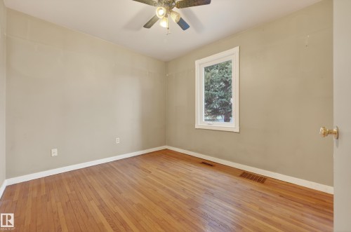 12319 102 Street, Edmonton, AB - Indoor Photo Showing Other Room