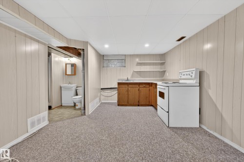 12319 102 Street, Edmonton, AB - Indoor