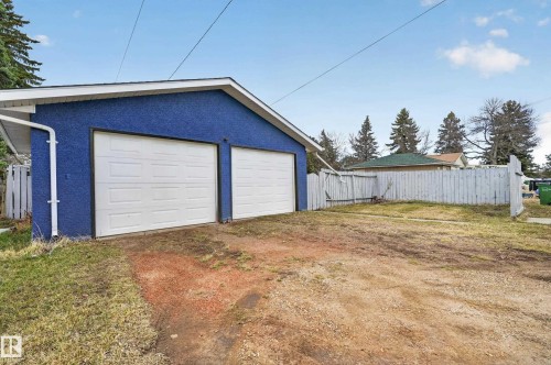 12319 102 Street, Edmonton, AB - Outdoor