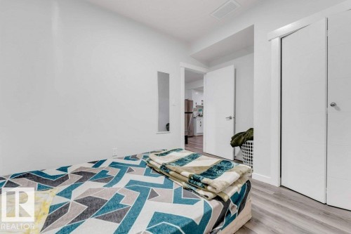 3521 5A Avenue, Edmonton, AB - Indoor Photo Showing Other Room