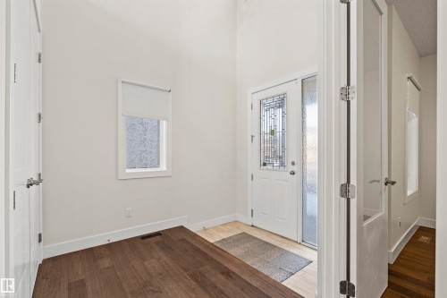 2036 Ainslie Link Link, Edmonton, AB - Indoor Photo Showing Other Room