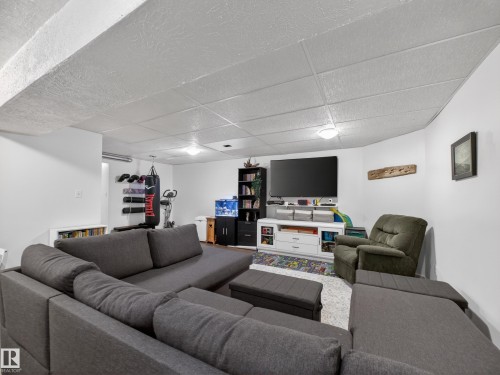 7214 78 Avenue, Edmonton, AB - Indoor Photo Showing Basement