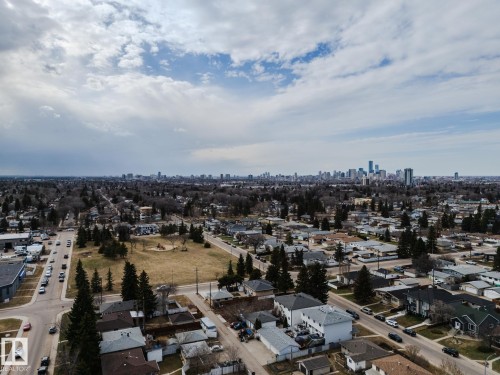 7214 78 Avenue, Edmonton, AB - Outdoor With View