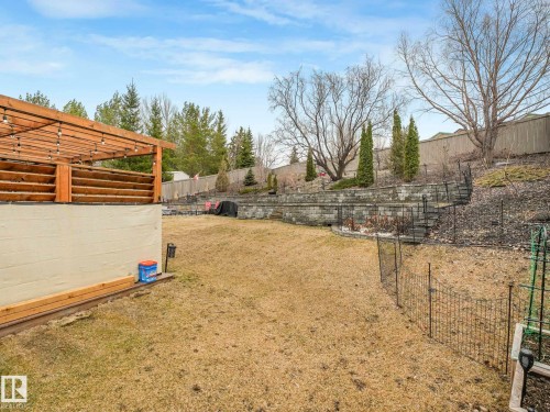 224 Hyndman Crescent, Edmonton, AB - Outdoor