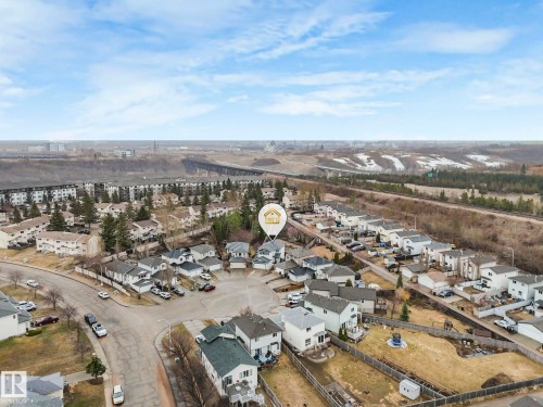 224 Hyndman Crescent, Edmonton, AB - Outdoor With View