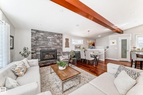 10811 43 Avenue, Edmonton, AB - Indoor Photo Showing Living Room With Fireplace