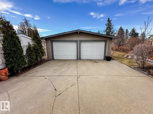 10811 43 Avenue, Edmonton, AB - Outdoor
