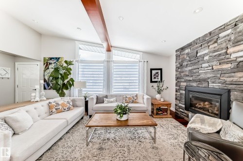 10811 43 Avenue, Edmonton, AB - Indoor Photo Showing Living Room With Fireplace