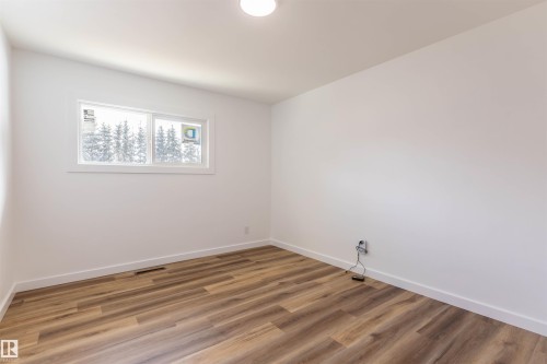 57308 Range Road 251, Rural Sturgeon County, AB - Indoor Photo Showing Other Room