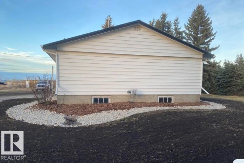 57308 Range Road 251, Rural Sturgeon County, AB - Outdoor