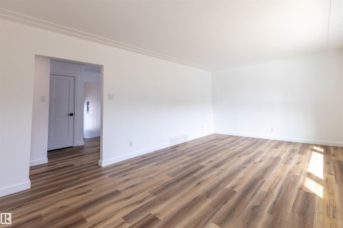 57308 Range Road 251, Rural Sturgeon County, AB - Indoor Photo Showing Other Room
