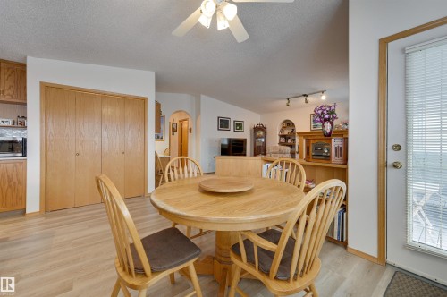 38 Highland Crescent, St. Albert, AB - Indoor Photo Showing Dining Room