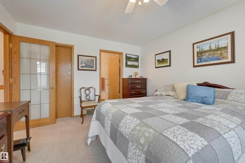 38 Highland Crescent, St. Albert, AB - Indoor Photo Showing Bedroom