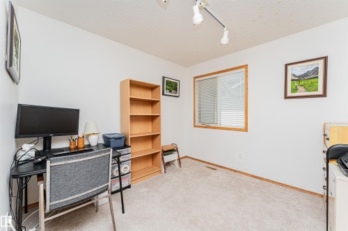 38 Highland Crescent, St. Albert, AB - Indoor Photo Showing Office