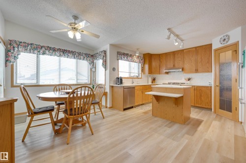 38 Highland Crescent, St. Albert, AB - Indoor